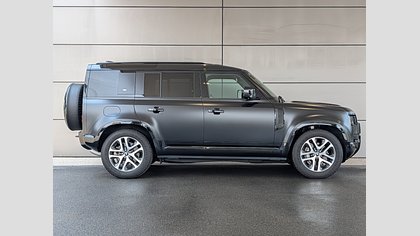 Defender 110 4