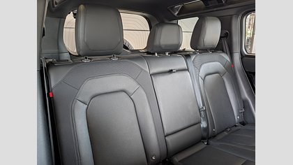 Defender 110 9