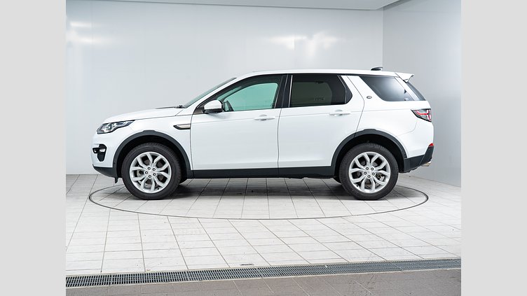 2018 認定中古車 Land Rover Discovery Sport Yulong White 2.0 litre i4P​ SE 7人乗り