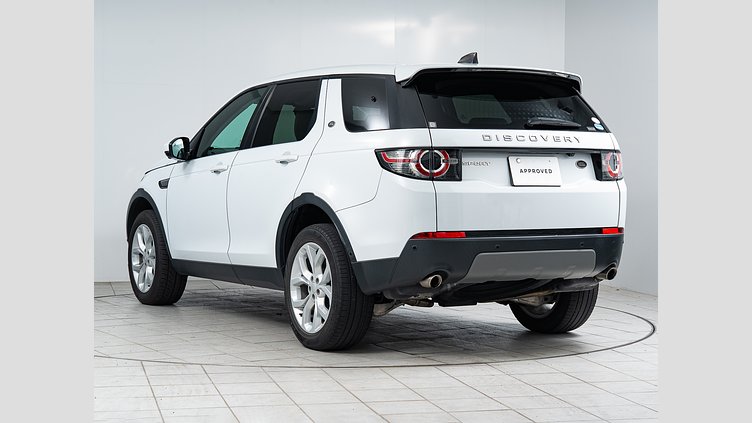 2018 認定中古車 Land Rover Discovery Sport Yulong White 2.0 litre i4P​ SE 7人乗り