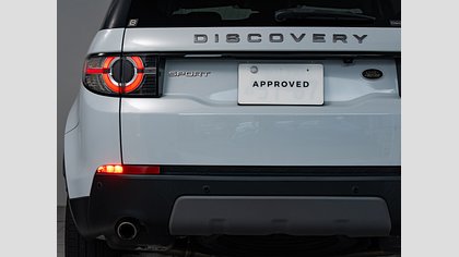 Discovery Sport 9