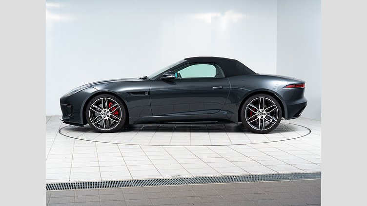 2019 認定中古車 Jaguar F-Type カルパチアン グレー (プレミアム・メタリック) ジャガー 3.0リッターV6 380PS スーパーチャージド ガソリン エンジン (オートマチックトランスミッション、オールホイールドライブ(AWD)) コンバーチブル CHEQUERED FLAG EDITION