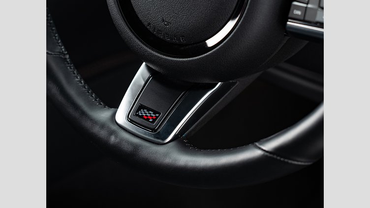 2019 認定中古車 Jaguar F-Type カルパチアン グレー (プレミアム・メタリック) ジャガー 3.0リッターV6 380PS スーパーチャージド ガソリン エンジン (オートマチックトランスミッション、オールホイールドライブ(AWD)) コンバーチブル CHEQUERED FLAG EDITION