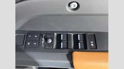 Defender 110 65