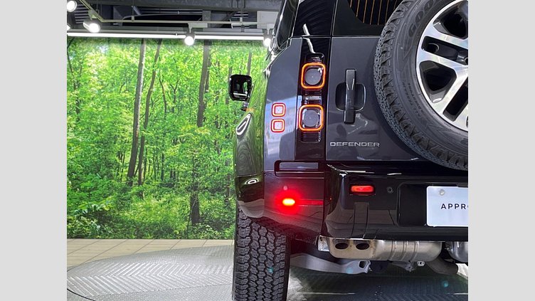 2023 認定中古車 Land Rover Defender 110 カルパチアングレイ D300 AWD（AT） X