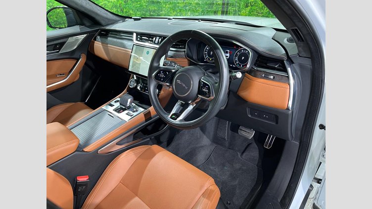2022 認定中古車 Jaguar F-Pace フジホワイト P250 AWD（オートマチック） R-DYNAMIC HSE