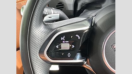F-Pace 36
