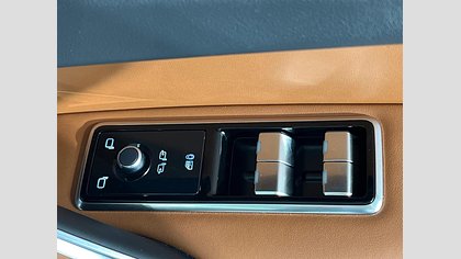 F-Pace 57