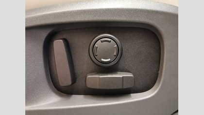 Defender 110 33