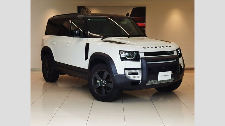 2023 認定中古車 Land Rover Defender 110 フジホワイト P300 AWD（AT） SE