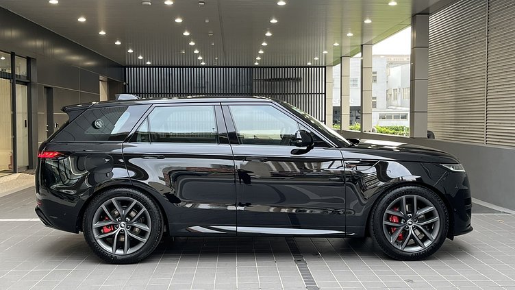 2025 新車 Land Rover Range Rover Sport (1AG) Santorini Black 聖托里尼黑 P400 Petrol Mild Hybrid Dynamic SE