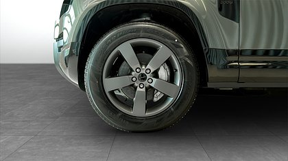 Defender 110 4