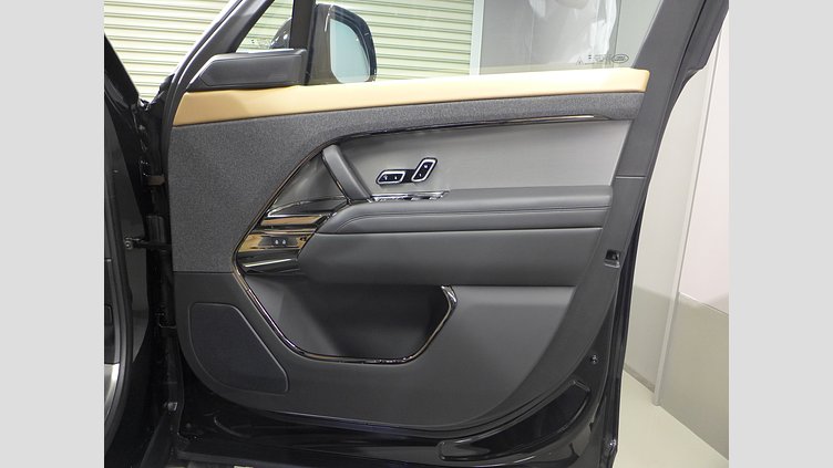 2023 認定中古車 Land Rover Range Rover Sport サントリーニブラック D300マイルドハイブリッド スタンダードホイールベース Dynamic HSE