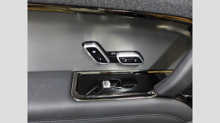 2023 認定中古車 Land Rover Range Rover Sport サントリーニブラック D300マイルドハイブリッド スタンダードホイールベース Dynamic HSE
