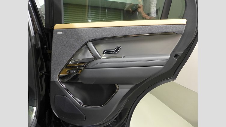 2023 認定中古車 Land Rover Range Rover Sport サントリーニブラック D300マイルドハイブリッド スタンダードホイールベース Dynamic HSE