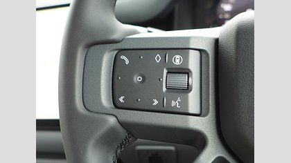 Defender 130 62