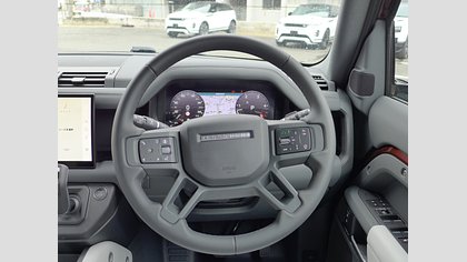 Defender 130 46