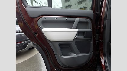 Defender 130 40