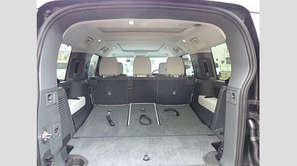 Defender 130 69