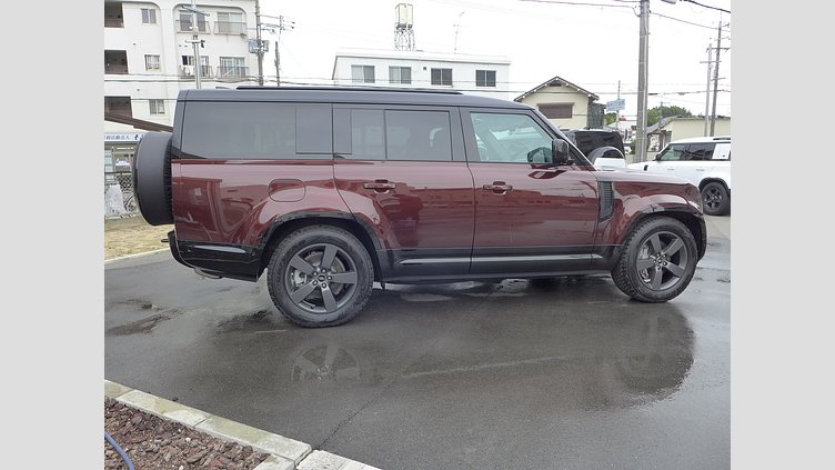 2025 認定中古車 Land Rover Defender 130 セドナレッド D350 ディーゼルマイルドハイブリッド X-Dynamic SE