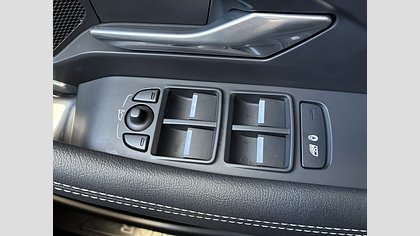 E-Pace 10