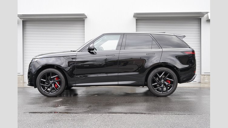 2024 認定中古車 Land Rover Range Rover Sport サントリーニブラック D300マイルドハイブリッド スタンダードホイールベース Dynamic SE