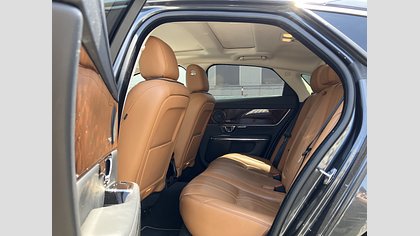 XJ 4