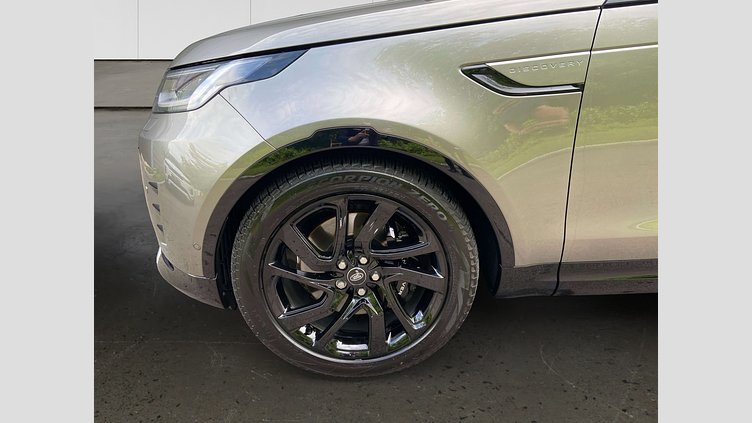 2024 Approved Land Rover Discovery Silicon Silver 3.0 literes, soros 6 hengeres dízel, 300LE, automata váltó, összkerékhajtás Metropolitan Edition D300