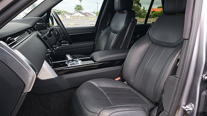 Range Rover 15
