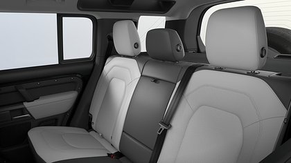 Defender 110 6