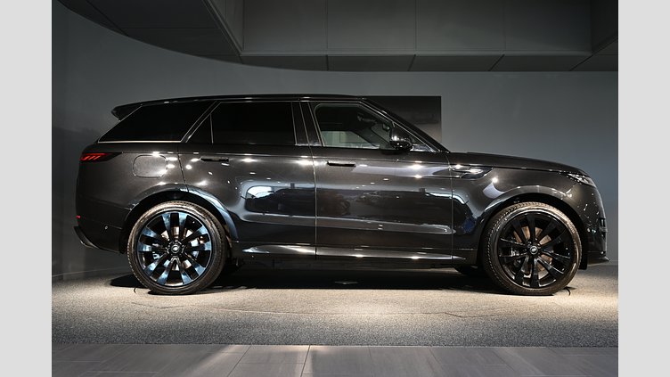 2024 Begagnad Land Rover Range Rover Sport Santorini Black AWD P460e Dynamic HSE
