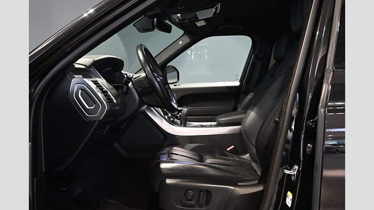 2021 Begagnad Land Rover Range Rover Sport Santorini Black AWD D250 SE