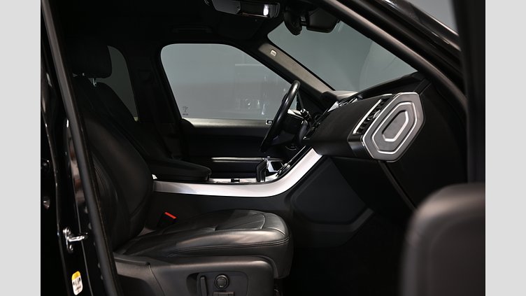 2021 Begagnad Land Rover Range Rover Sport Santorini Black AWD D250 SE
