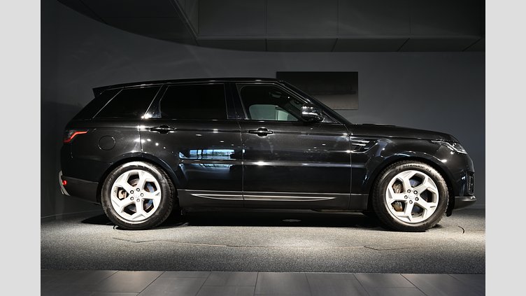 2021 Begagnad Land Rover Range Rover Sport Santorini Black AWD D250 SE
