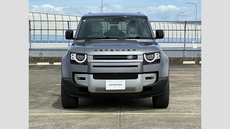 2023 認定中古車 Land Rover Defender 110 アイガーグレイ P300 AWD（AT） SE