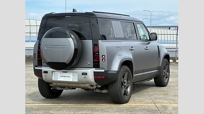 Defender 110 5