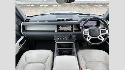 Defender 110 14