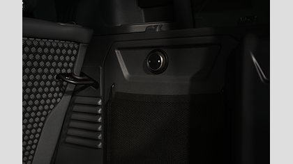 Defender 110 17