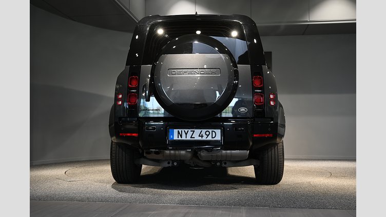 2023 Begagnad Land Rover Defender 110 Carpathian Grey AWD 3.0 AWD SWB X-Dynamic SE 300PS