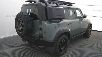 Defender 110 3