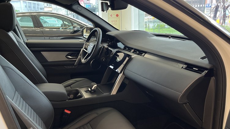2026 新車 Land Rover Discovery Sport (1AA) Fuji White 富士山白 P250 汽油輕油電混合 標準軸距 Landmark