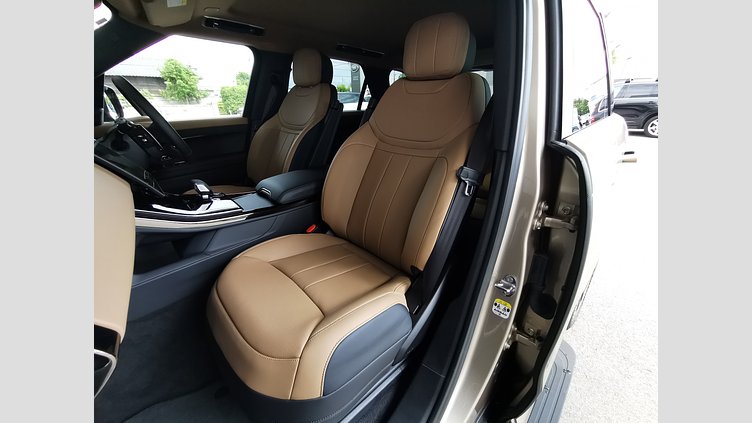 2025 認定中古車 Land Rover Range Rover Sport サンセットゴールド - グロスフィニッシュ D300マイルドハイブリッド Dynamic HSE