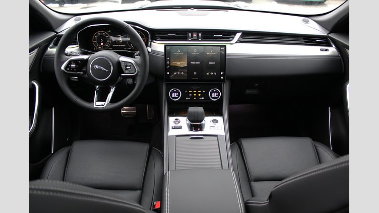 2024 Używany Jaguar F-Pace Santorini Black D200 AWD AUTO MHEV R-DYNAMIC SE 90th ANNIVERSARY EDITION
