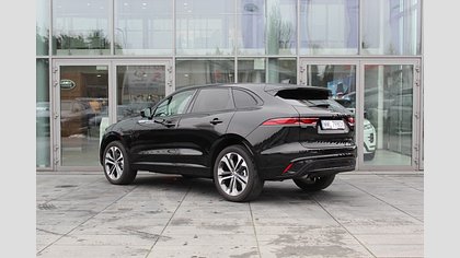 F-Pace 9
