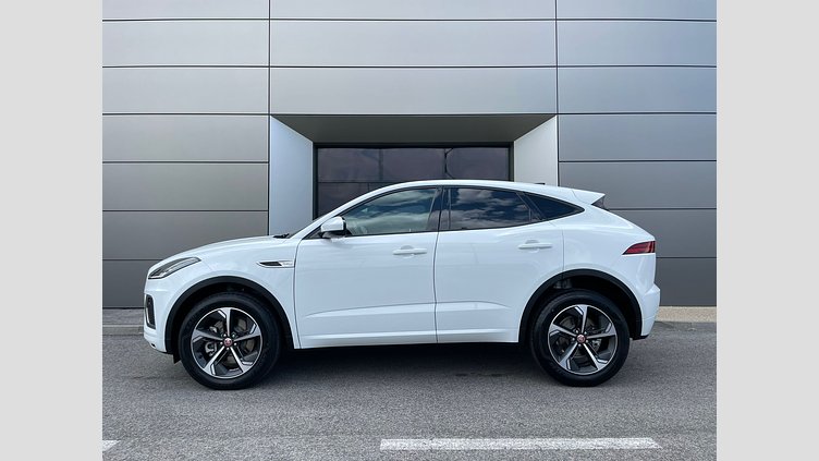 2023 SKLADOVÉ VOZIDLÁ Jaguar E-Pace Fuji White  160PS FWD R-Dynamic S