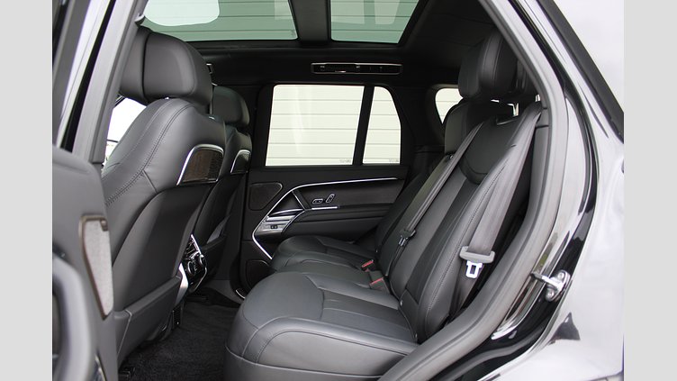 2025 Używany Land Rover Range Rover Czarny Santorini Black D350 MHEV STANDARD WHEELBASE (SWB) Autobiography