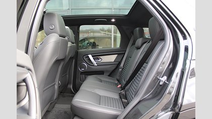Discovery Sport 9