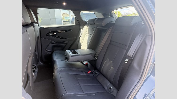 2024 認定中古車 Land Rover Range Rover Evoque トライベッカブルー D200マイルドハイブリッド（ディーゼル） Standard Wheelbase S