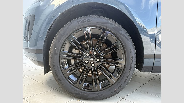 2024 認定中古車 Land Rover Range Rover Evoque トライベッカブルー D200マイルドハイブリッド（ディーゼル） Standard Wheelbase S