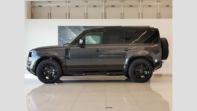 2025 認定中古車 Land Rover Defender 110 カルパチアングレイ D350 ディーゼルマイルドハイブリッド X-Dynamic HSE